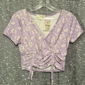 Women’s purple floral crop top size medium